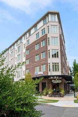 Typical Madison Resident On First Day >> Aegis Of Madison Pricing Photos And Floor Plans In Seattle Wa Typical Madison Resident On First Day >> Aegis Of Madison Pricing Photos And Floor Plans In Seattle Wa