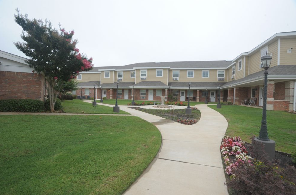 nursing home whitehouse tx