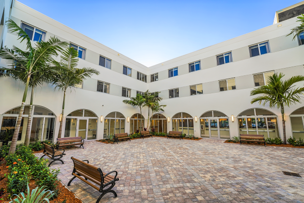 Seaside Hallandale Beach Senior Living: A Comprehensive Guide