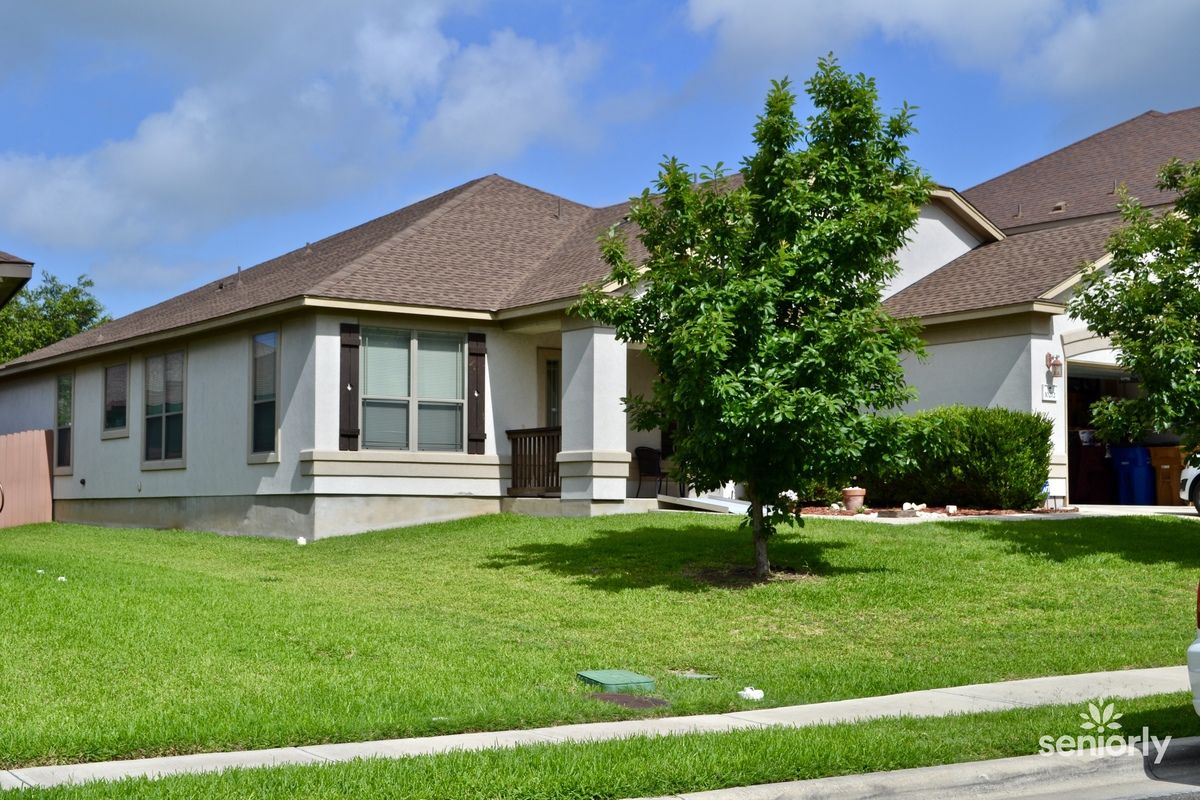 Live Oak Estates Pricing, Photos and Floor Plans in Austin, TX Seniorly