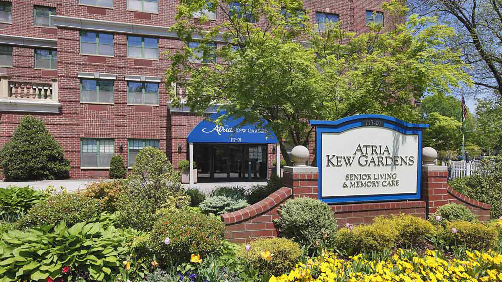 Atria Senior Living Kew Gardens: Elegant Retirement Oasis