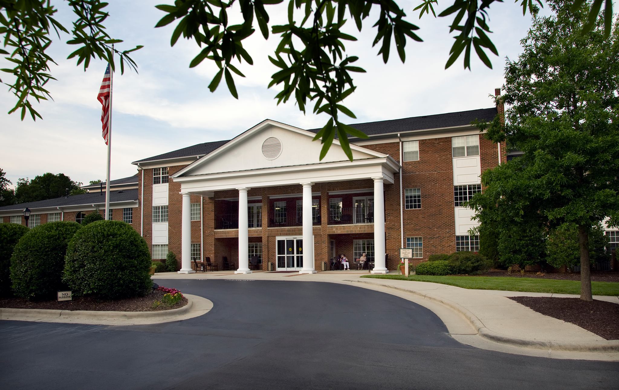 Abbotswood At Irving Park Assisted Living Pricing, Photos and Floor