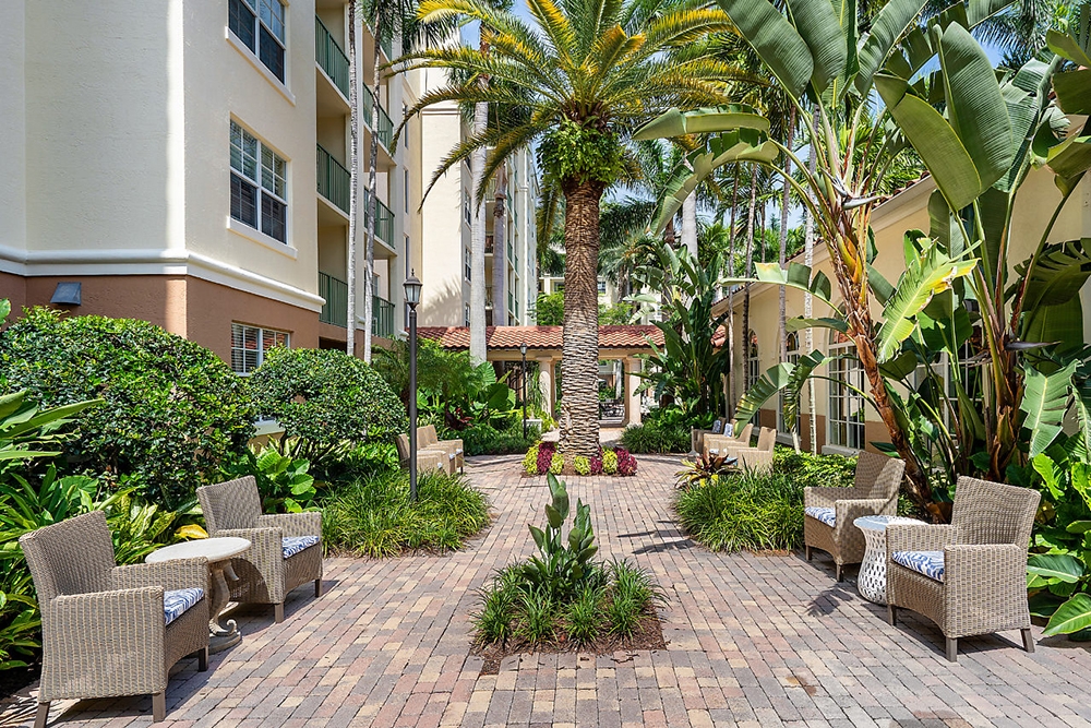 The Carlisle Palm Beach: Your Ultimate Guide to Lantana, FL 33462