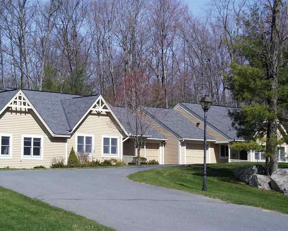 Updated LATHROP COMMUNITY AT EASTHAMPTON 2020 Details Seniorly