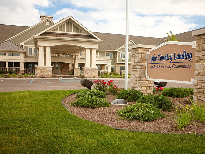 Lake Country Landing Pricing, Photos and Floor Plans in Oconomowoc