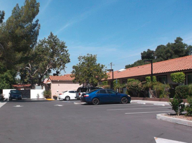 Oak Park Manor Pricing, Photos and Floor Plans in Claremont, CA