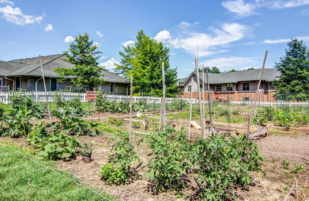 Laclede Groves Pricing, Photos and Floor Plans in St. Louis, MO